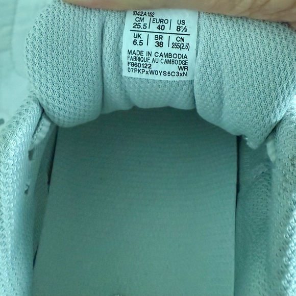 Asics Tennis Sneakers - Picture 2 of 6